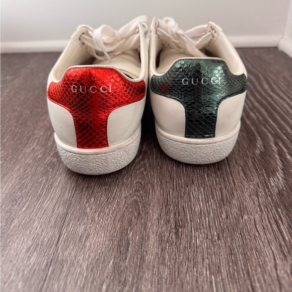 Gucci white authentic sneakers! Unisex - Picture 2 of 5